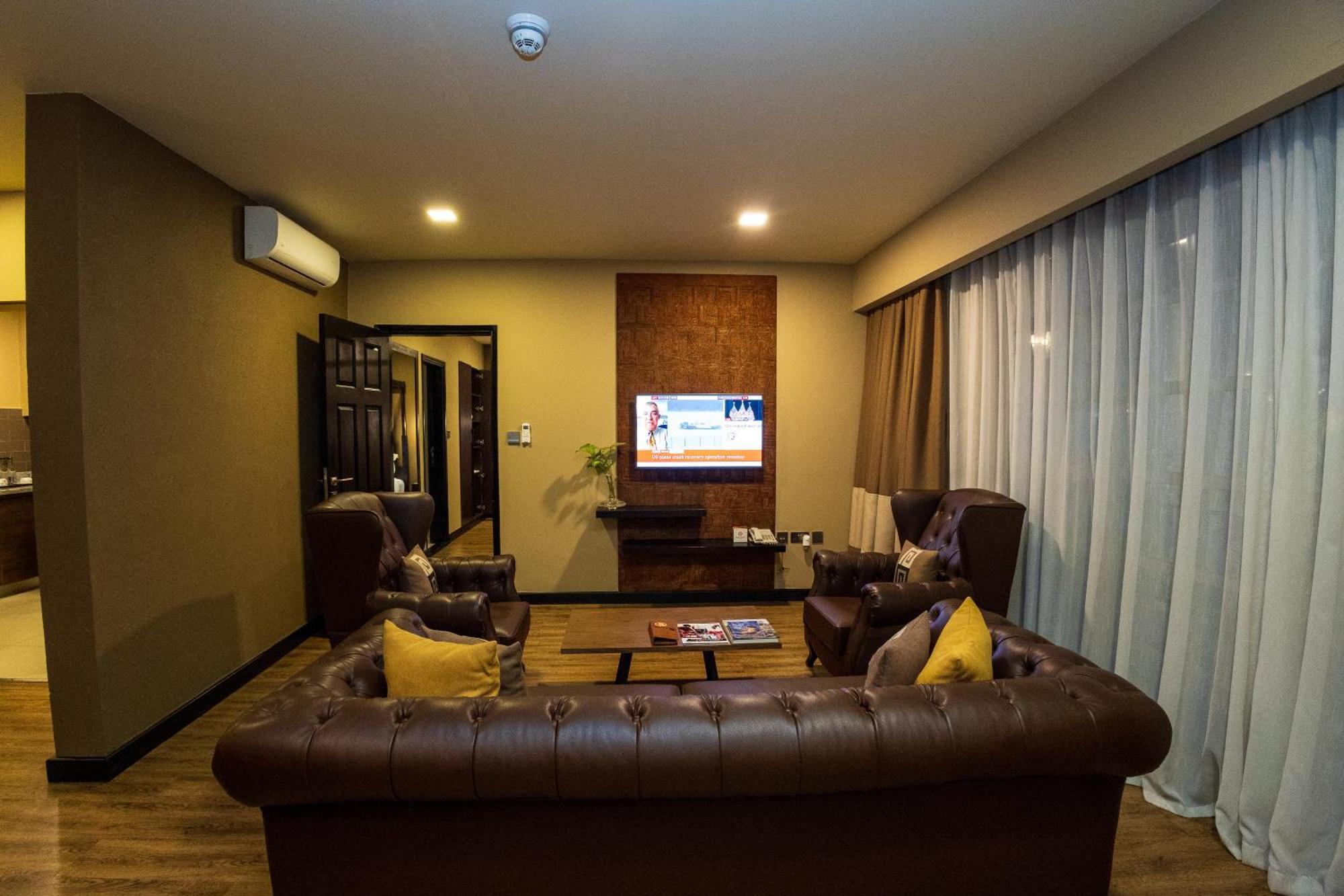 Speke Resort And Conference Center คัมพาลา ภายนอก รูปภาพ