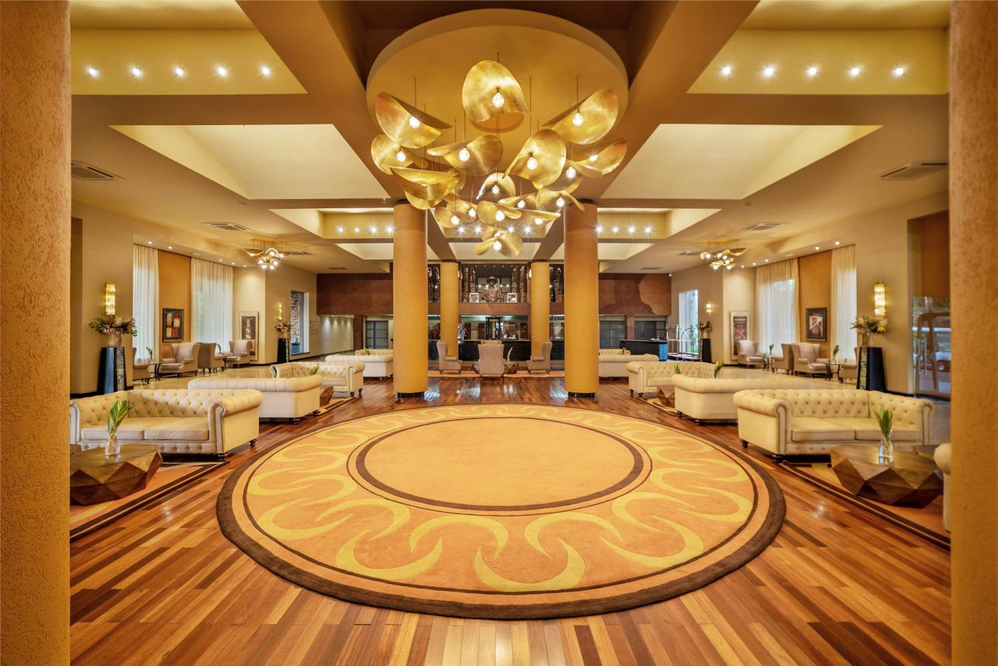 Speke Resort And Conference Center คัมพาลา ภายนอก รูปภาพ